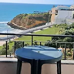 T0 Close To The Beach And The City Center
